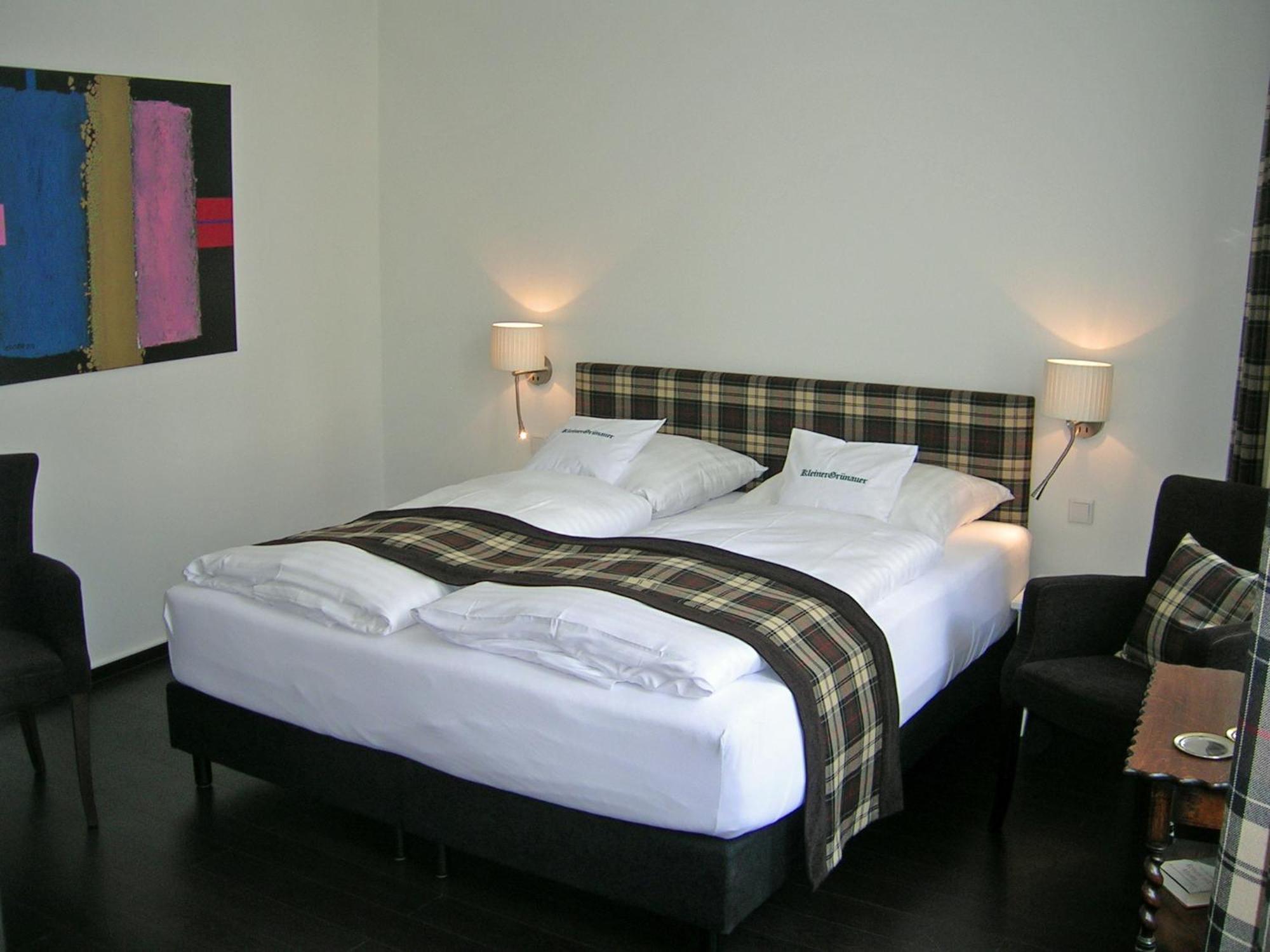 Hotel & Cafe Kleinergruenauer Bad Salzuflen Dış mekan fotoğraf